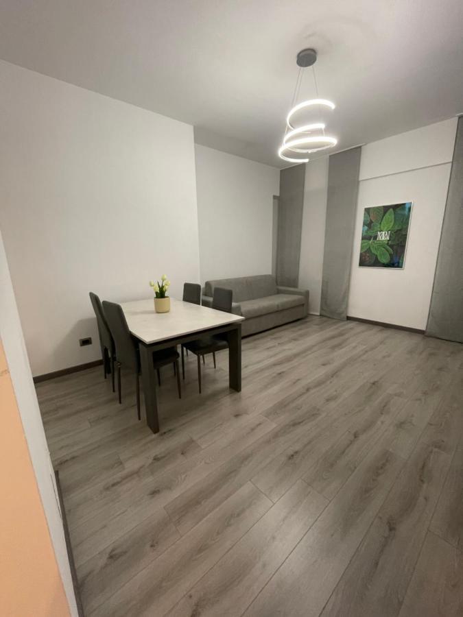 Santa Teresa Centrale E Comodo تورينو المظهر الخارجي الصورة